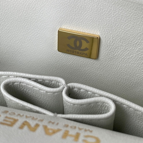 CL FLAP BAG 23CM