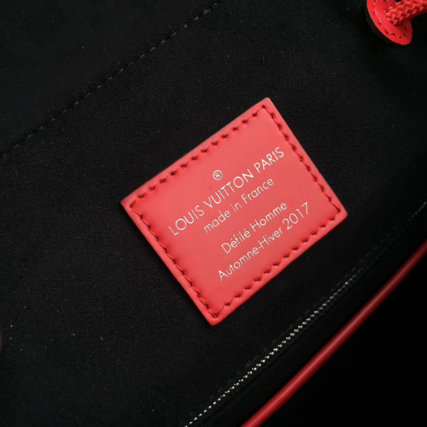 l**is v*t*n S*p*e backpack