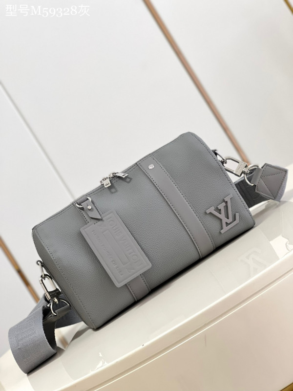 l**is V*t*n city keepall