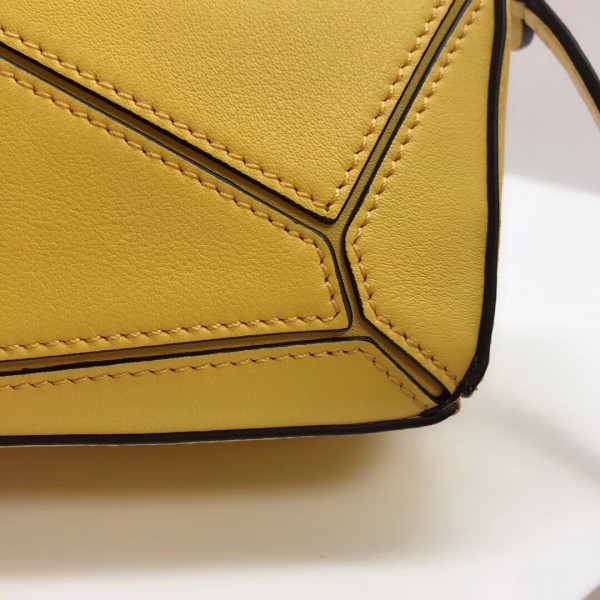 LOEWE MINI PUZZLE BAG