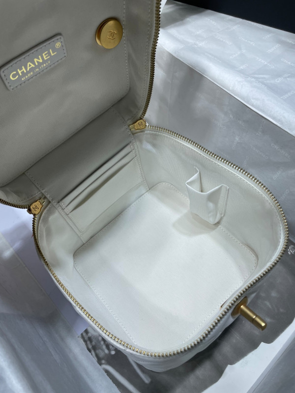 CL VANITY CASE