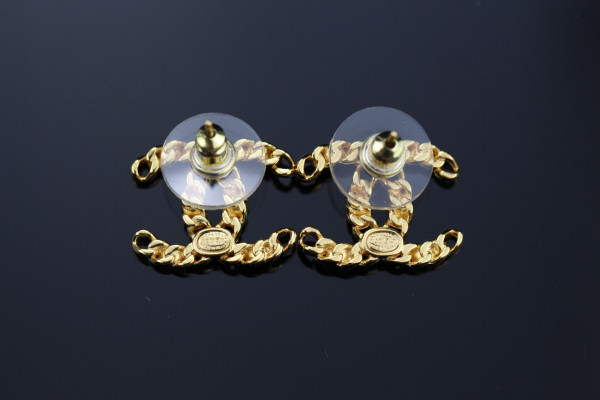 CL EARRINGS