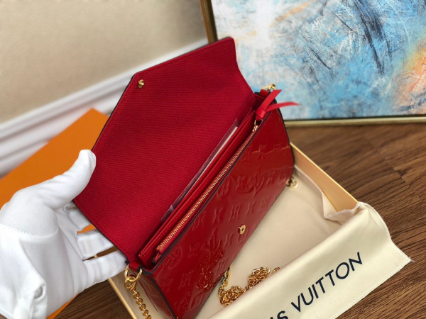 l**is V*t*n pochette fÉlicie