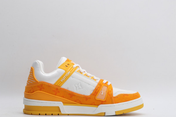 l**is V*t*n trainer sneaker