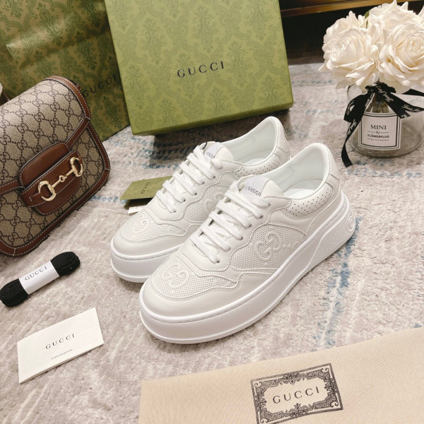 G*u*i sneaker with web