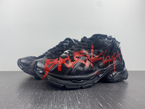 Ba*len*cia*ga runner sneaker