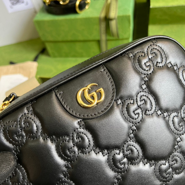 G*u*i gg matelassé leather shoulder bag