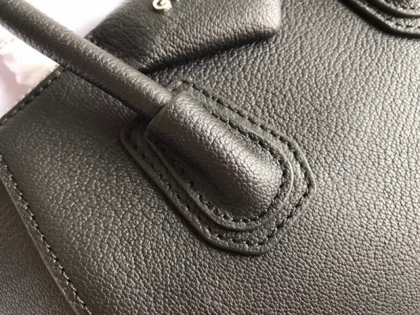 GIVENCHY ANTIGONA MINI/SMALL/MEDIUM IN GRAINED LEATHER