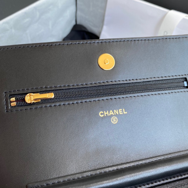 CL CHAIN WALLET LAMBSKIN NEW EDITION