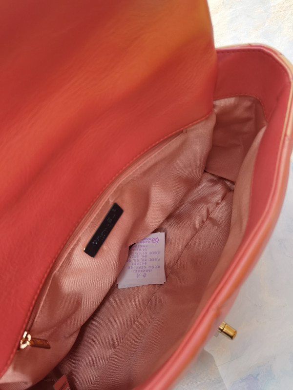 CL 19 LARGE FLAP BAG