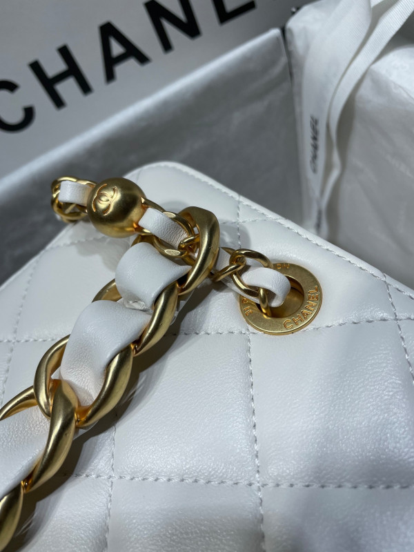 CL VANITY CASE