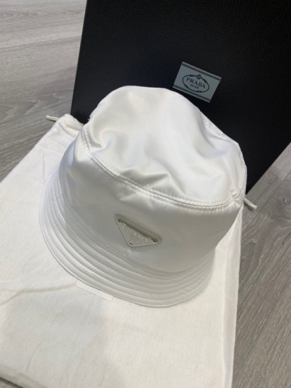 Pra*a nylon bucket hat