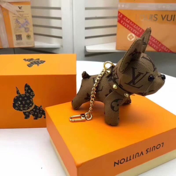 l**is V*t*n kaey chain