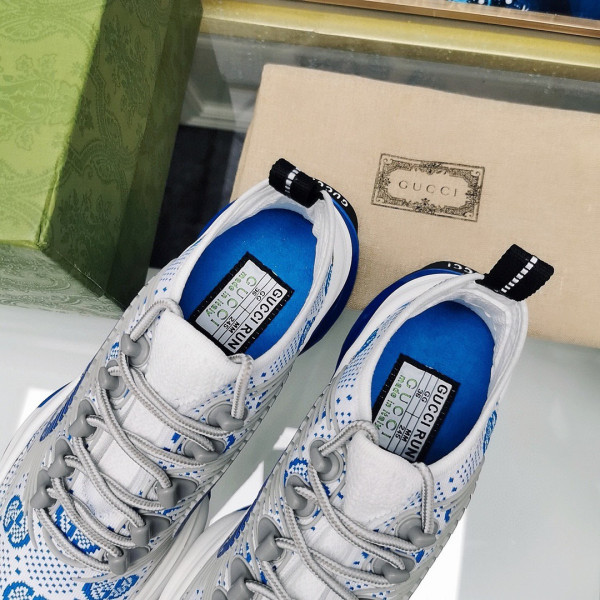 G*u*i run sneaker