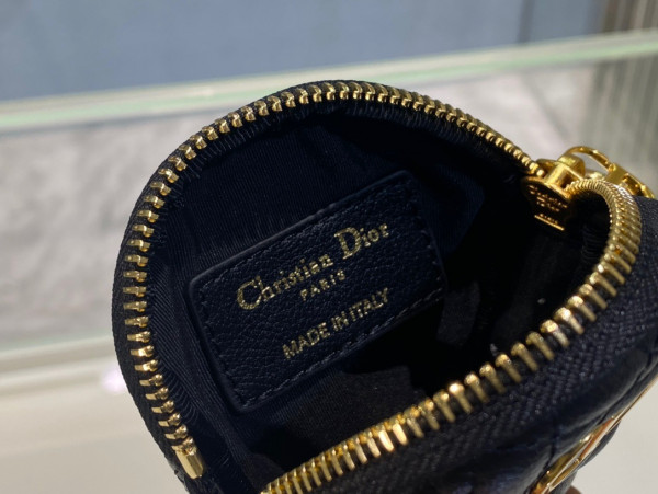 D*or detachable D*or caro round coin purse