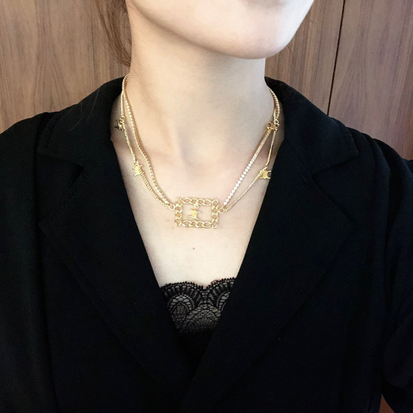 Ce**e necklace