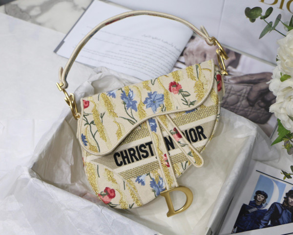 D*or saddle bag