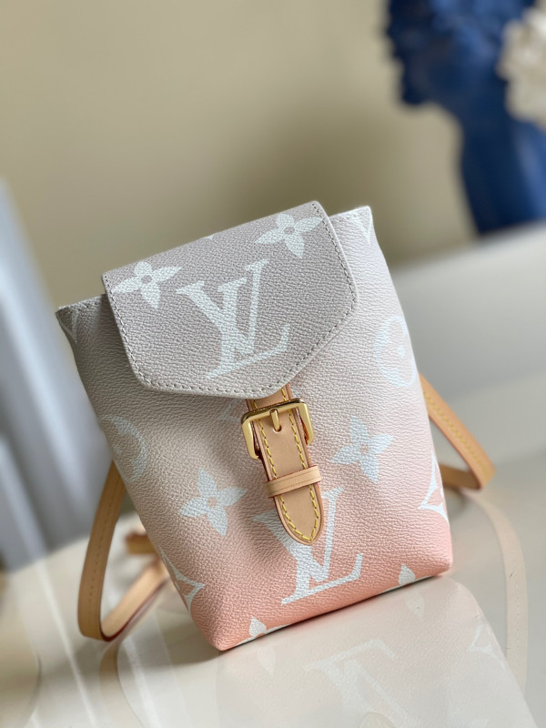 l**is V*t*n tiny backpack