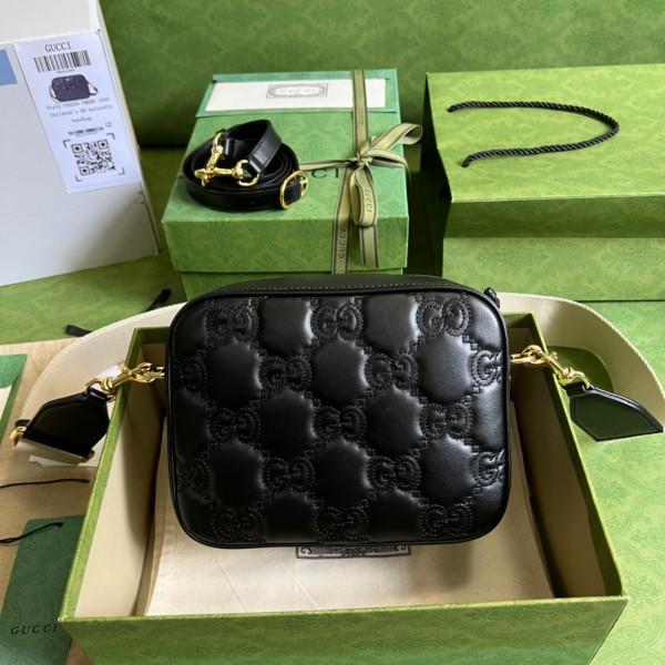 G*u*i gg matelassé leather shoulder bag