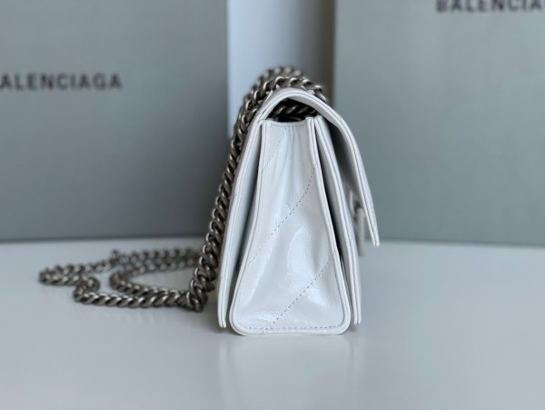 Ba*len*cia*ga crush small chain bag