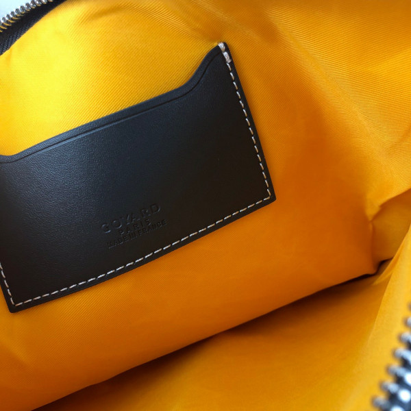 Go*ard senat pouch