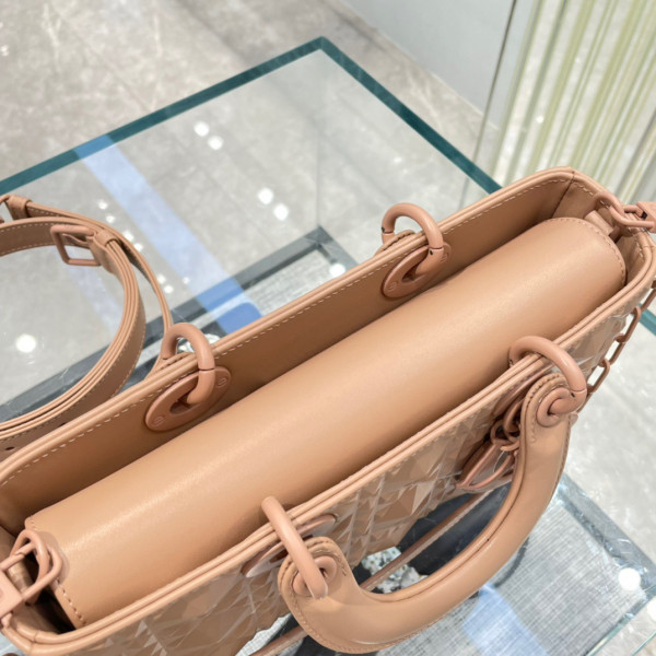 D*or lady d-joy bag