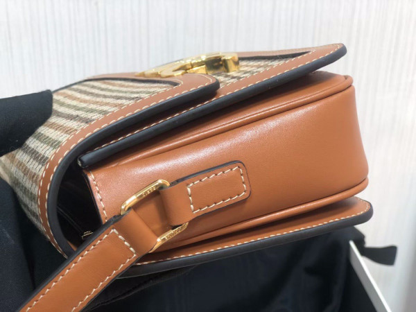 Ce**e teen triomphe bag