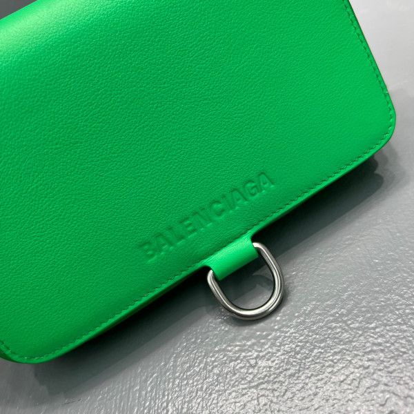 Ba*len*cia*ga bondage wallet with chain