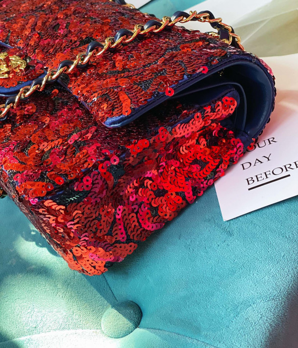 CL CLASSIC HANDBAG