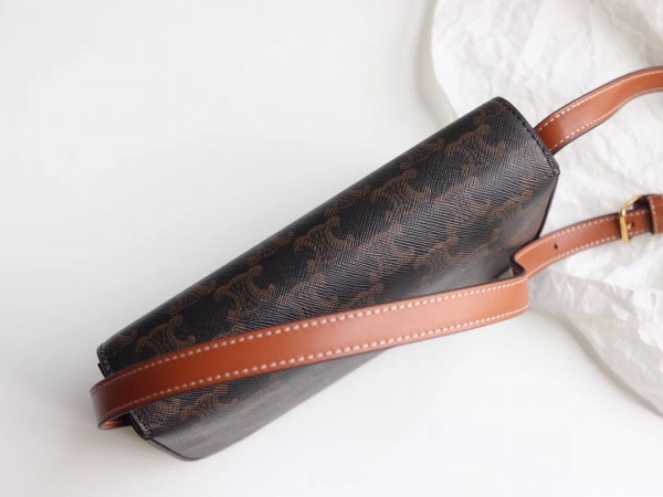Ce**e triomphe shoulder bag