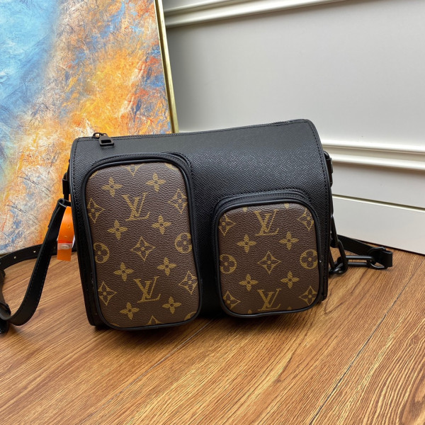 l**is V*t*n messeanger bag