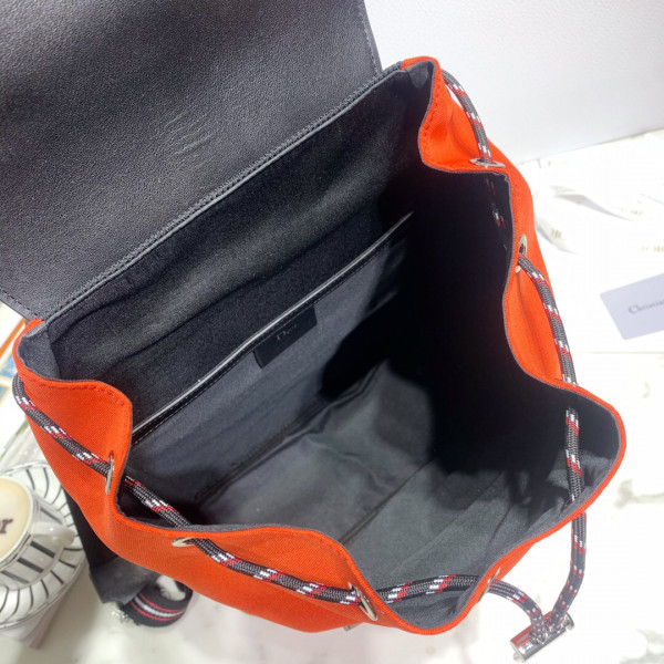 D*or backpack