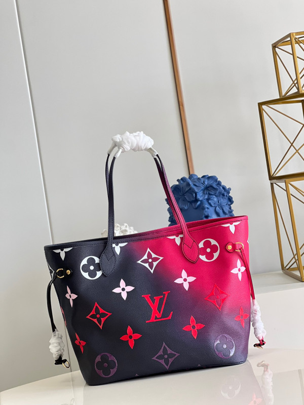 l**is V*t*n neverfull mm