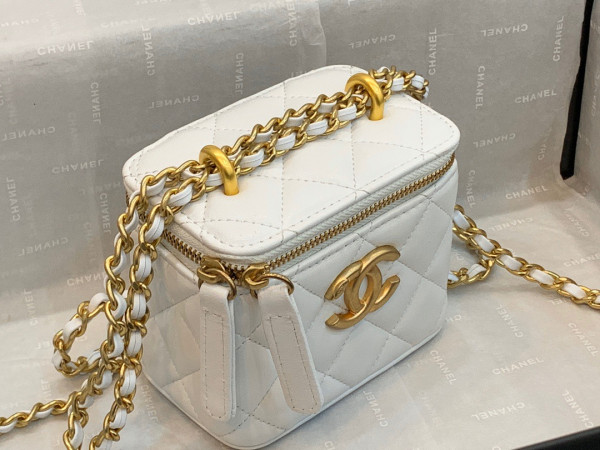 CL SMALL VANITY WITH CHAIN