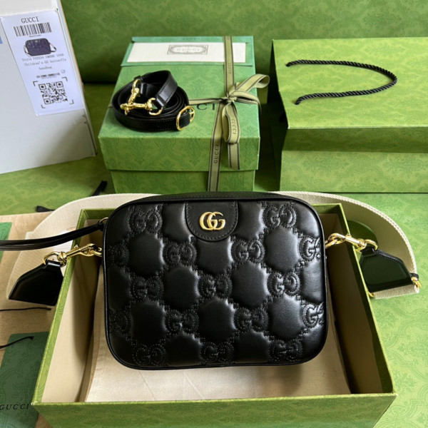 G*u*i gg matelassé leather shoulder bag