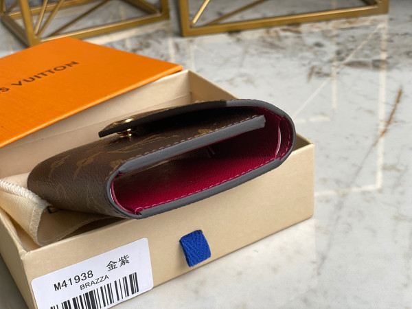 l**is V*t*n victorine wallet