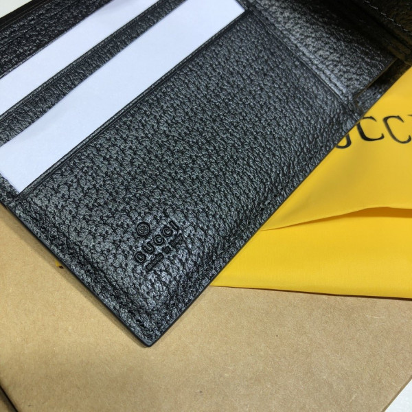 G*u*i off the grid billfold wallet