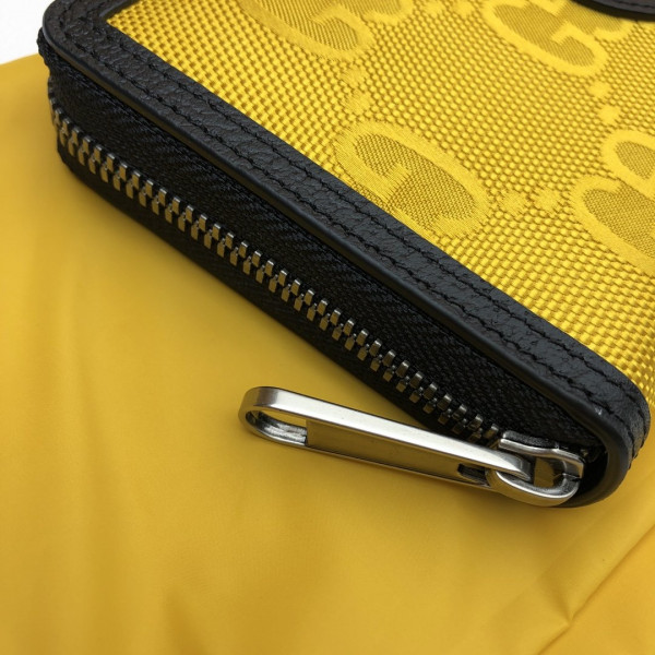 G*u*i off the grid zippy wallet