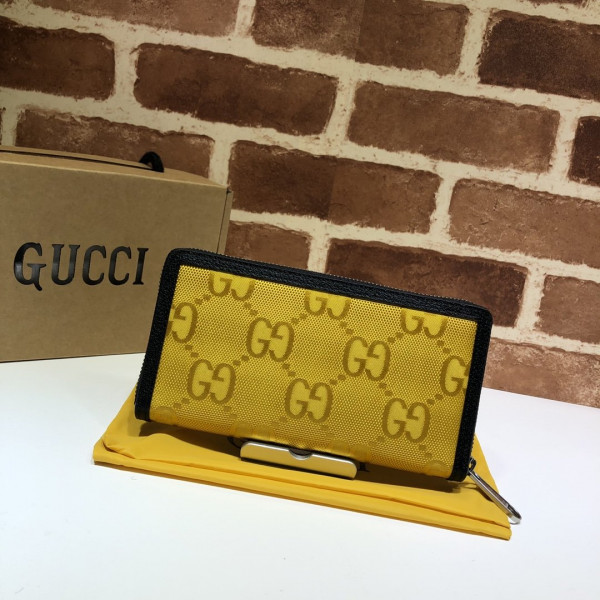 G*u*i off the grid zippy wallet