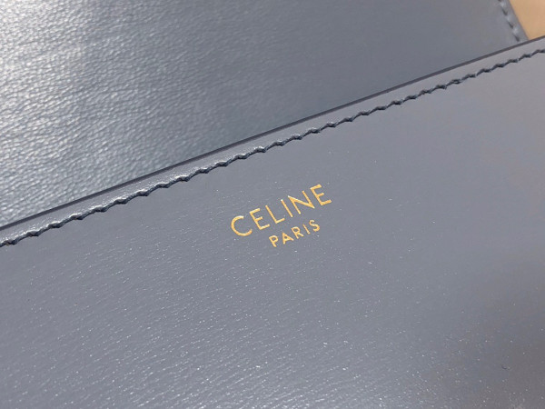 Ce**e triomphe shoulder bag