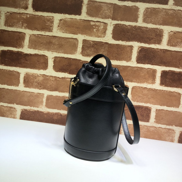 G*u*i horsebit 1955 small bucket bag