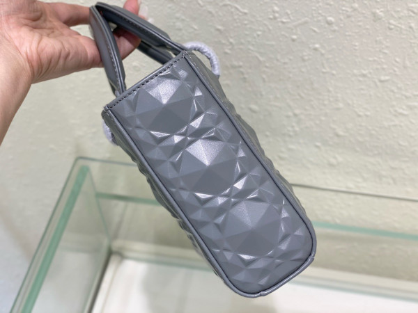 D*or lady d-joy bag