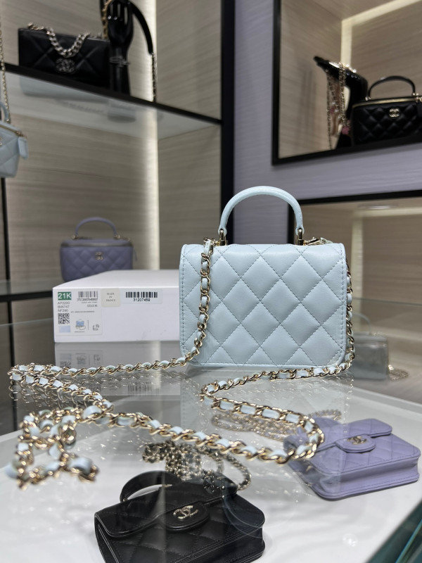 CL FLAP COIN PURSE WITH CHAIN