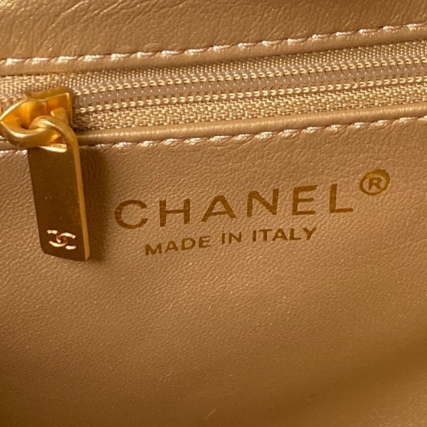 CL HOBO HANDBAG
