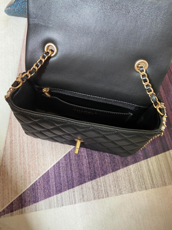 CL FLAP BAG
