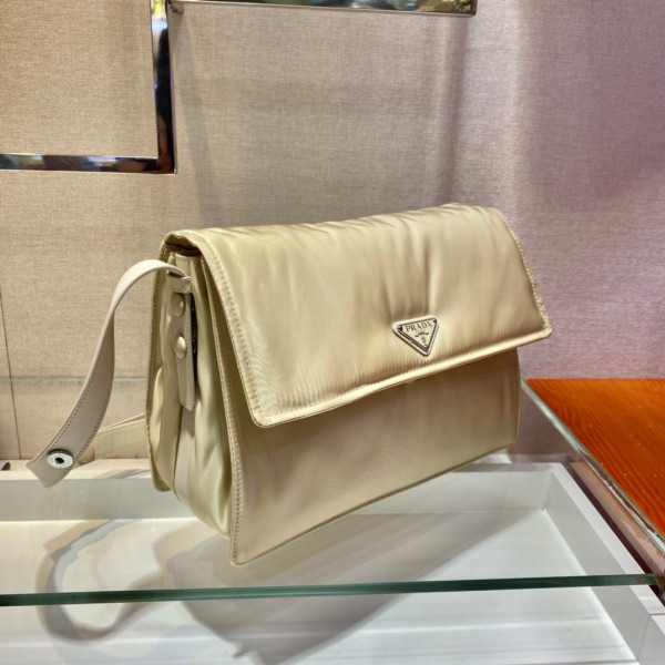 Pra*a medium padded nylon shoulder bag