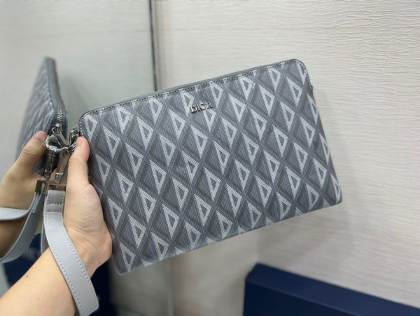 D*or pouch