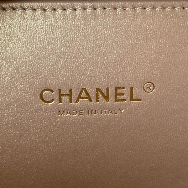 CL VANITY CASE