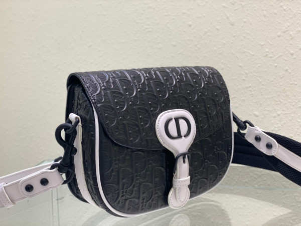 D*or bobby bag medium
