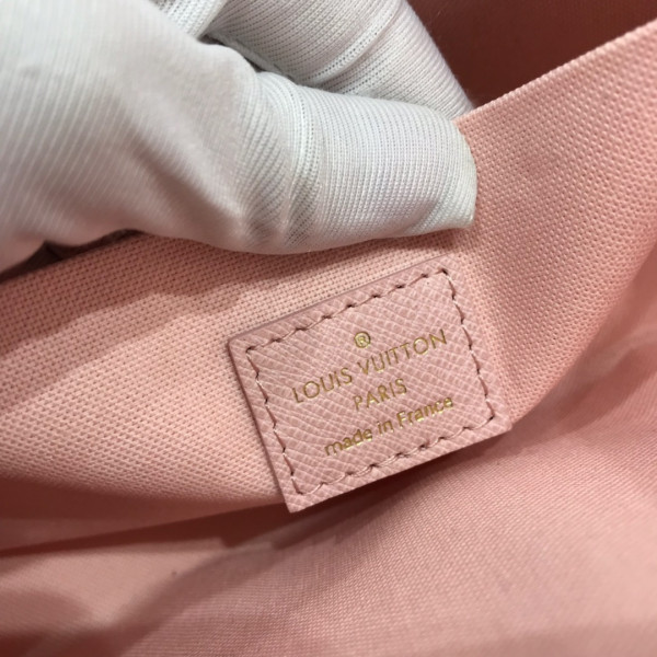 l**is V*t*n pochette fÉlicie